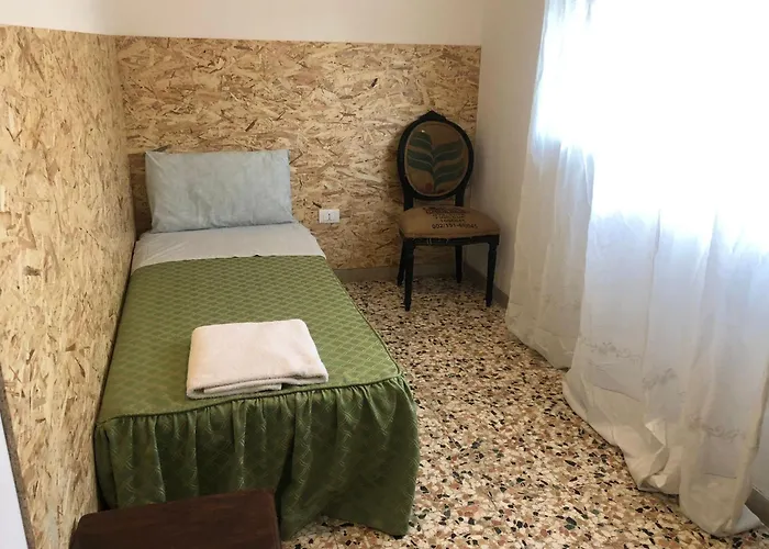 Venice Treviso Airport Bed