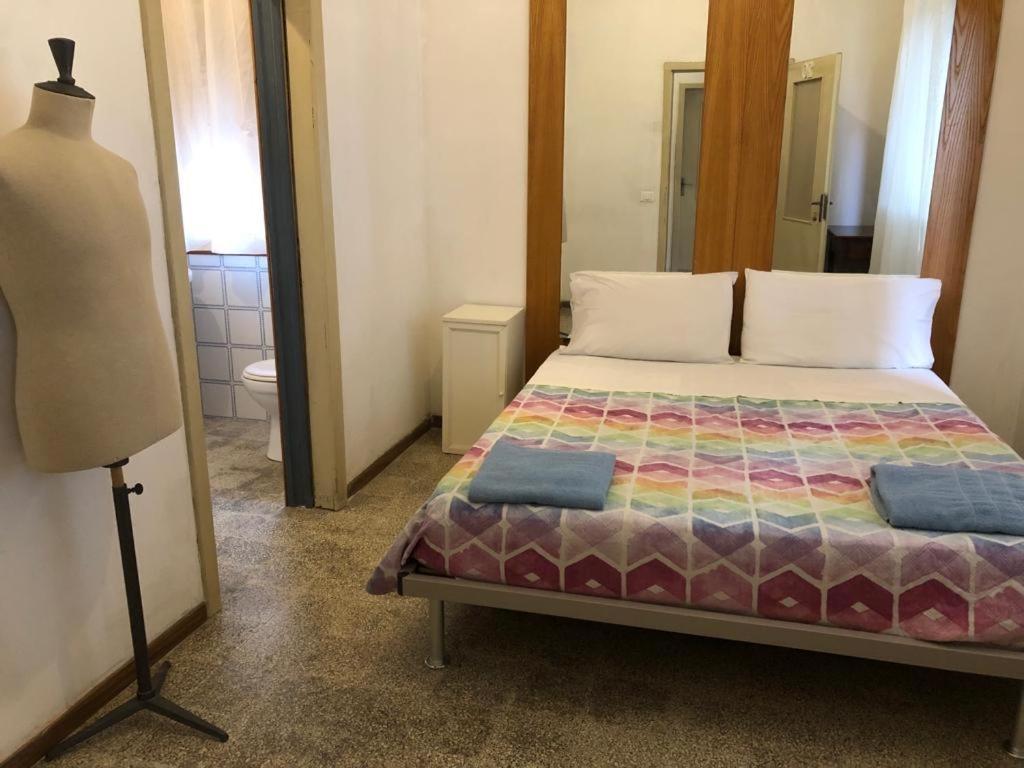 Venice Airport Bed 5*